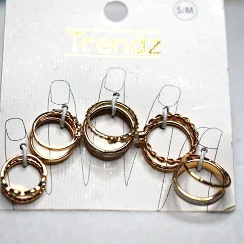 NWT Trenz  Gold Tone & Silver Tone Sets Retro Chic Statement Sizes S-XL Rings